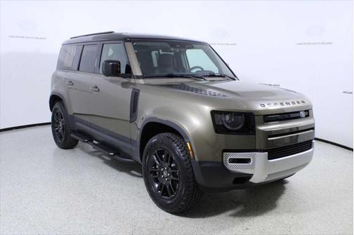 2025 Land Rover Defender 110 P300