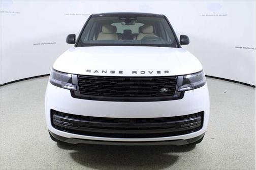 2025 Land Rover Range Rover P400 SE