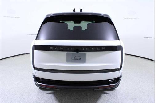 2025 Land Rover Range Rover P400 SE