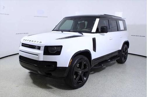 2025 Land Rover Defender 110 P400 X-Dynamic SE