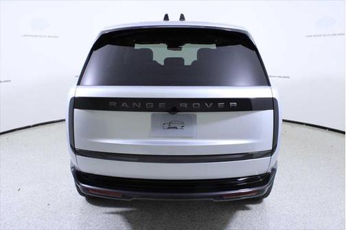 2025 Land Rover Range Rover P530 SE