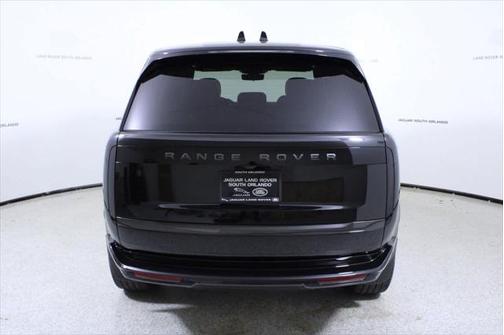 2025 Land Rover Range Rover P530 SE