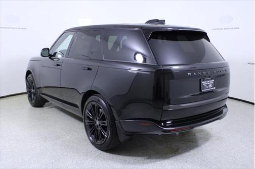 2025 Land Rover Range Rover P530 SE