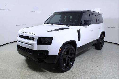 2023 Land Rover Defender 110 X-Dynamic SE