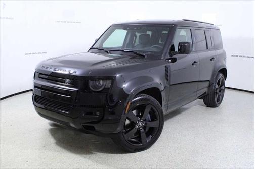 2025 Land Rover Defender 110 P400 X-Dynamic SE