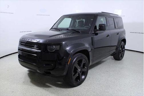 2025 Land Rover Defender 110 P400 X-Dynamic SE