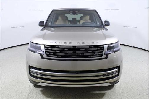 2025 Land Rover Range Rover P400 SE