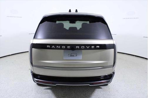 2025 Land Rover Range Rover P400 SE