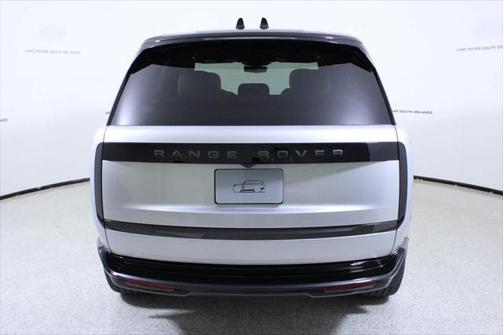 2025 Land Rover Range Rover P530 SE