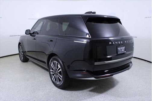 2023 Land Rover Range Rover P530 SE