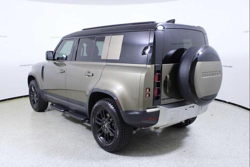 2025 Land Rover Defender S