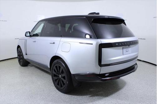 2025 Land Rover Range Rover P550e SE