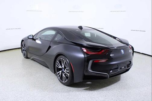 2017 BMW i8 Coupe