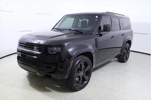 2024 Land Rover Defender 130 P400 X-Dynamic SE