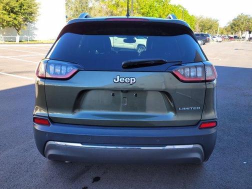 Photo 5 of 27 of 2019 Jeep Cherokee Limited