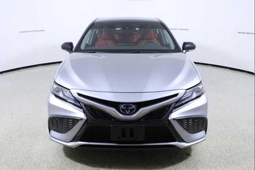 2024 Toyota Camry Hybrid SE