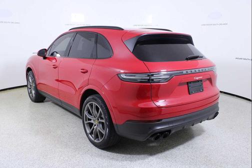 2023 Porsche Cayenne Platinum Edition