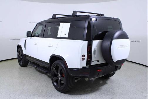 2022 Land Rover Defender 110 X-Dynamic HSE