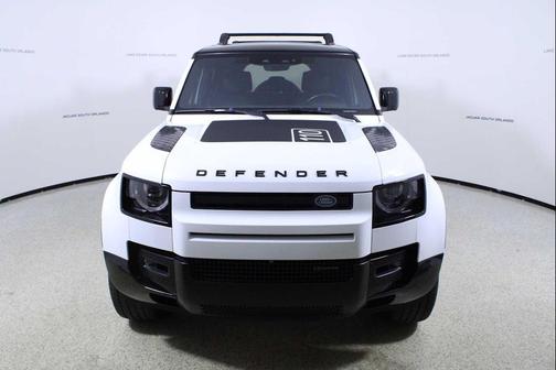 2022 Land Rover Defender 110 X-Dynamic HSE