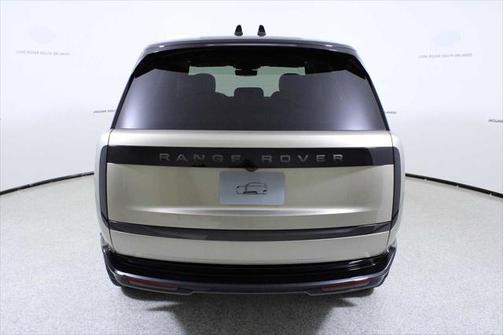 2025 Land Rover Range Rover P530 SE