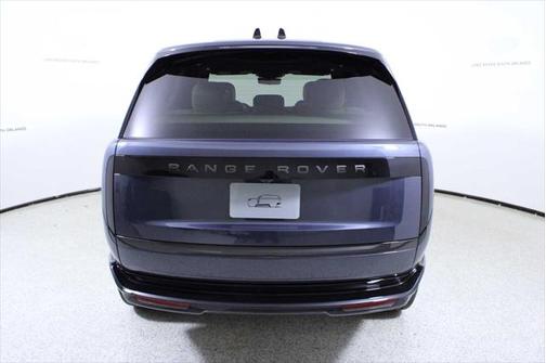 2025 Land Rover Range Rover P400 SE