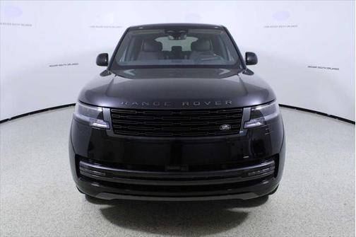 2025 Land Rover Range Rover P530 SE 7 Seat