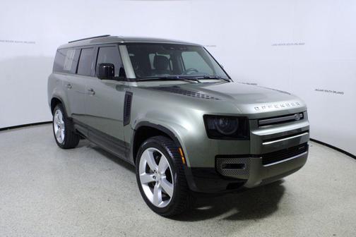 2023 Land Rover Defender 130 X-Dynamic SE