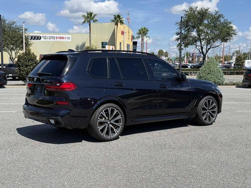 2022 BMW X7 xDrive40i