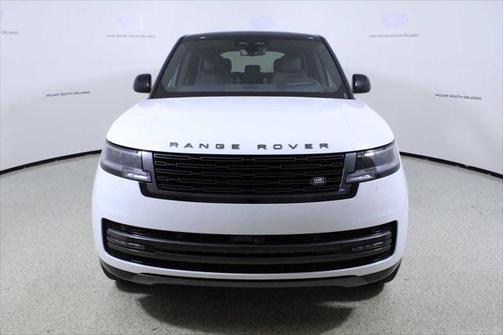 2025 Land Rover Range Rover P400 SE