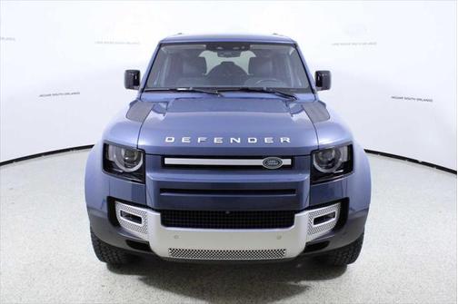 2020 Land Rover Defender 110 SE