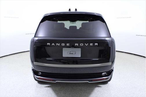 2025 Land Rover Range Rover P400 SE 7 Seat