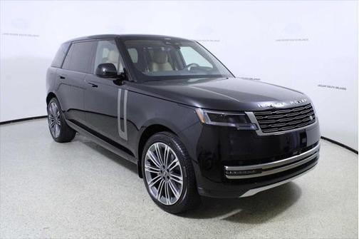 2025 Land Rover Range Rover P400 SE 7 Seat
