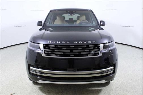 2025 Land Rover Range Rover P400 SE 7 Seat