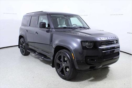 2025 Land Rover Defender 110 P400 X-Dynamic SE