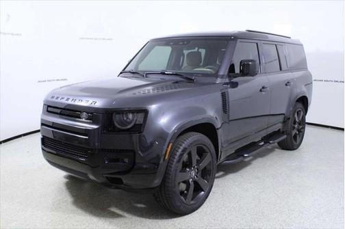 2025 Land Rover Defender 130 P400 X-Dynamic SE