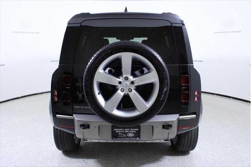 2024 Land Rover Defender 110 P400 X-Dynamic SE