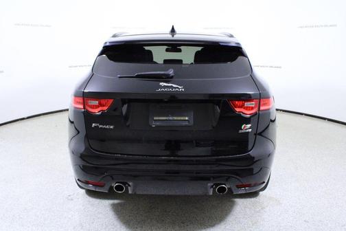 2018 Jaguar F-PACE S