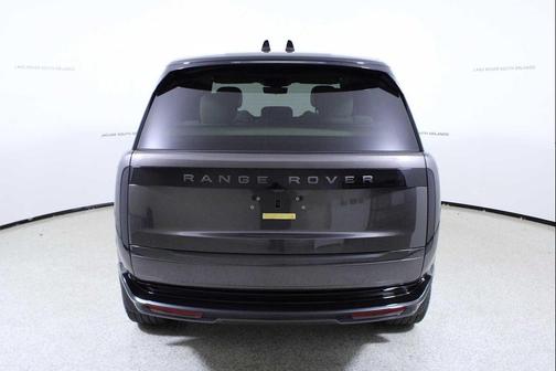 2025 Land Rover Range Rover P550e SE