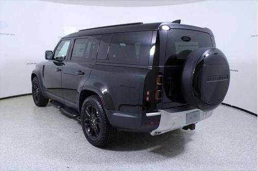 2025 Land Rover Defender 130 P300 S