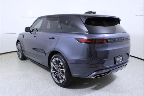 2024 Land Rover Range Rover Sport SE