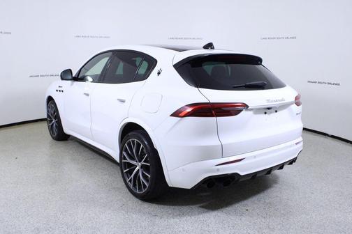 2023 Maserati Grecale Modena