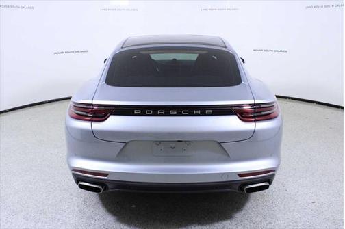 2020 Porsche Panamera RWD