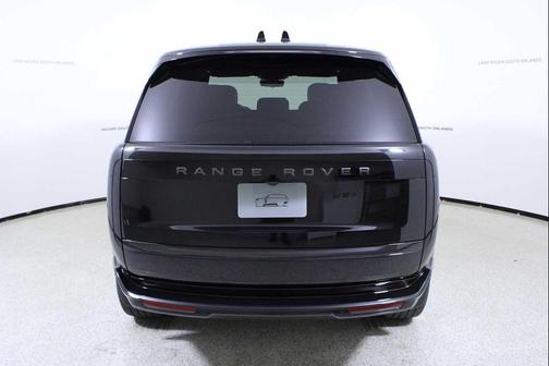 2026 Land Rover Range Rover P400 SE