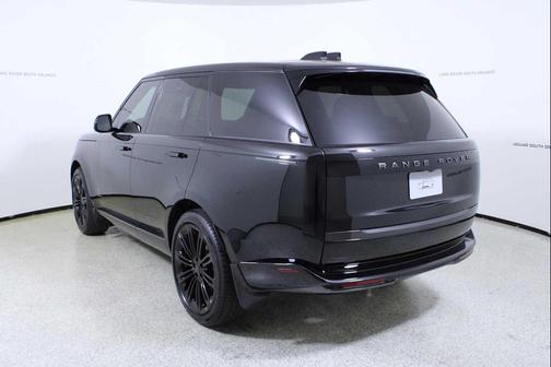 2026 Land Rover Range Rover P400 SE