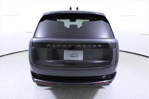 2025 Land Rover Range Rover P530 SE 7 Seat