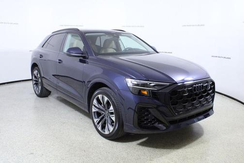 2025 Audi Q8 55 Premium Plus