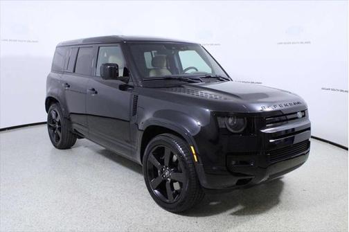 2025 Land Rover Defender 110 V8