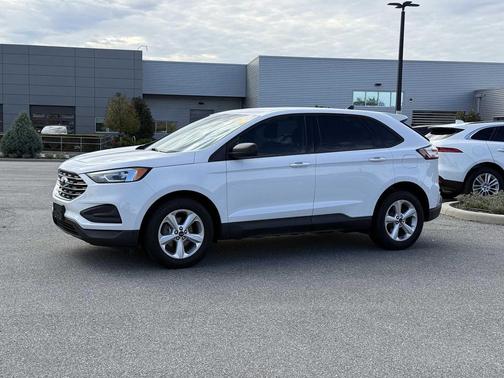 2019 Ford Edge SE
