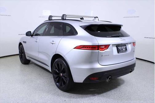 2019 Jaguar F-PACE 30t R-Sport