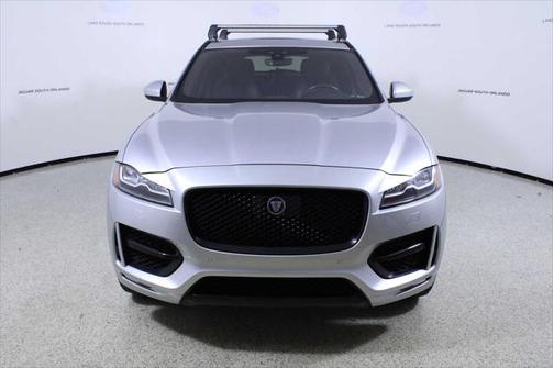 2019 Jaguar F-PACE 30t R-Sport
